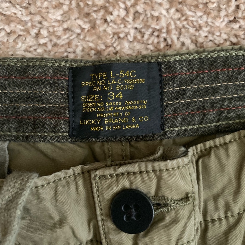 *SOLD* Lucky Brand Men’s Olive Khaki Cargo Pants - Picture 6 of 6